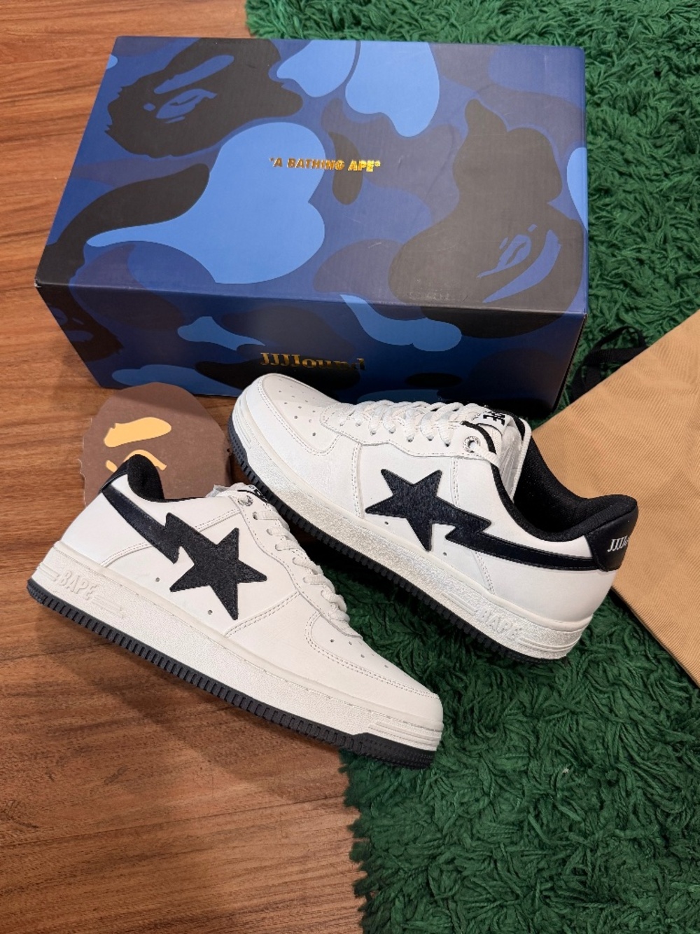 BAPE - JJJJound BAPESTA White Black - Size 8M - PreOwned
